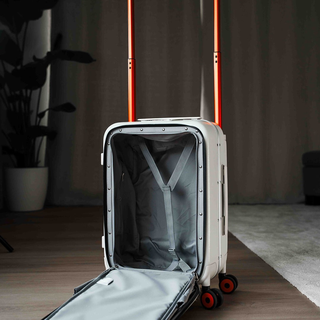 STADER carry-on